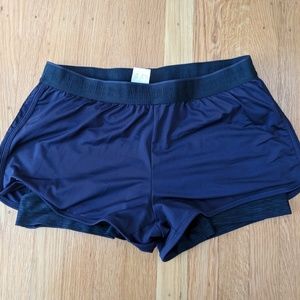 *SALE*! Women's Medium 2-in-1 Under Armour Shorts